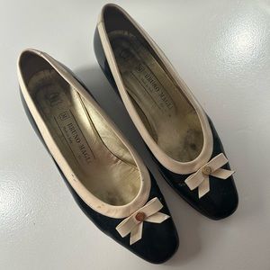 Bruno Magli Italy Bow Pumps